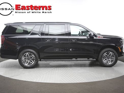Used 2025 Chevrolet Suburban Z71 AWD/4WD image 48