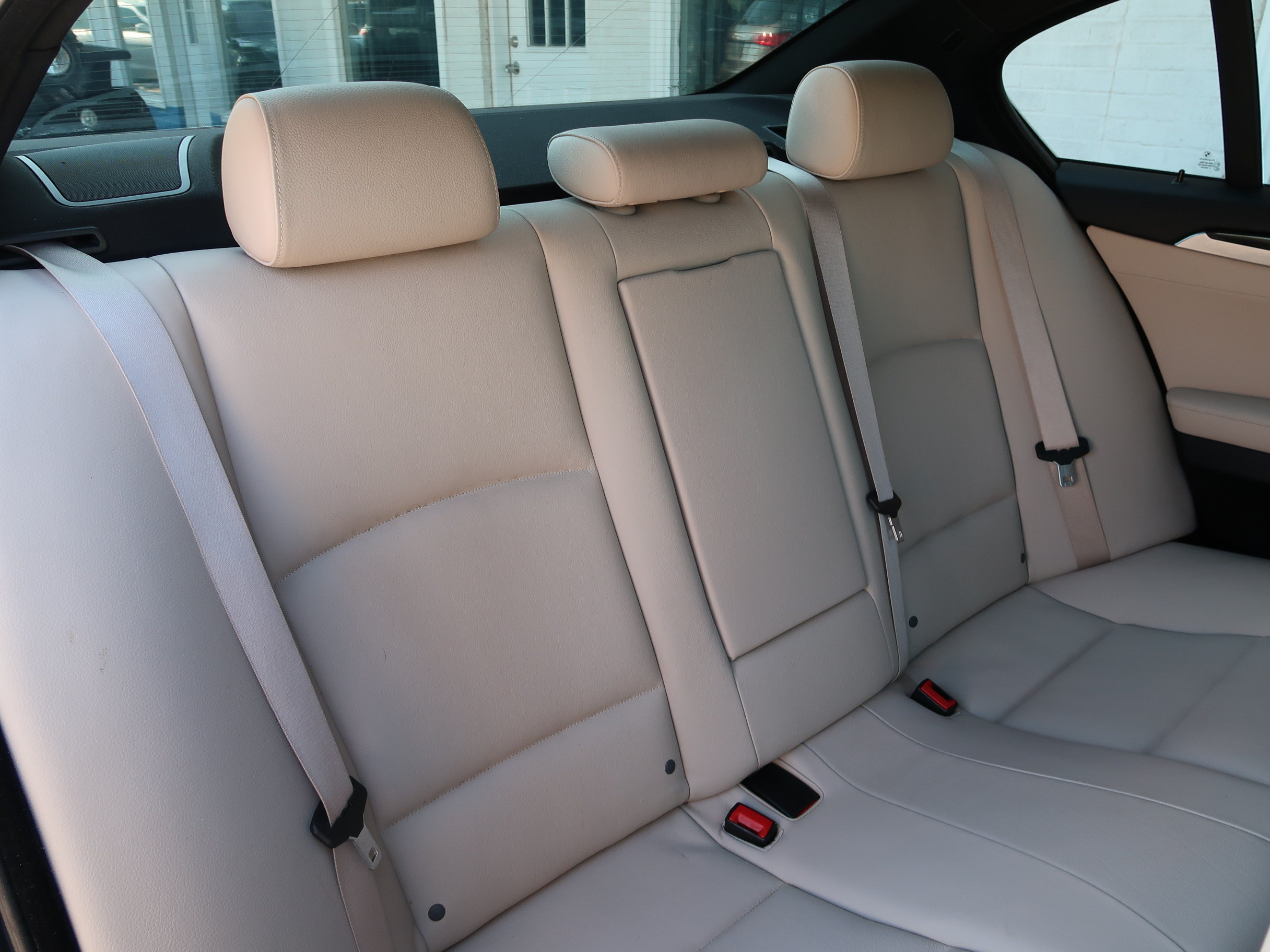 Used 2012 BMW 528i Sedan RWD image 29