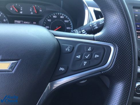 Used 2022 Chevrolet Equinox LS image 21