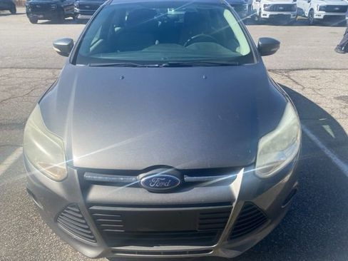 Used 2014 Ford Focus SE image 1