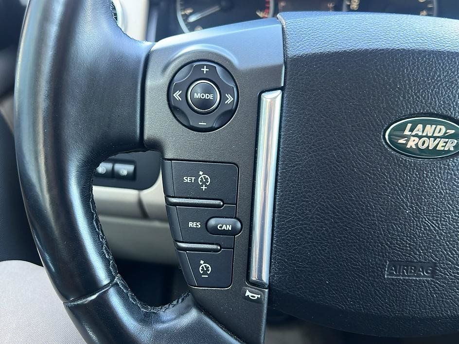 Used 2011 Land Rover LR4 HSE AWD/4WD image 39