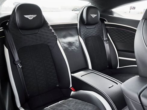 Used 2025 Bentley Continental GT Speed AWD/4WD image 36