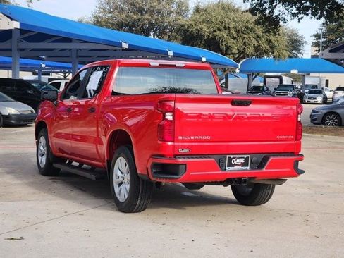 Used 2023 Chevrolet Silverado 1500 Custom image 3