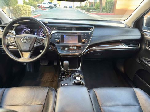Used 2014 Toyota Avalon Limited image 21