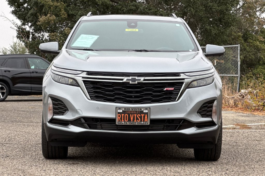 Used 2023 Chevrolet Equinox RS w/ RS Leather Package FWD image 9