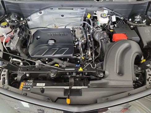 Certified 2025 Buick Encore GX Avenir w/ Avenir Technology Package image 22