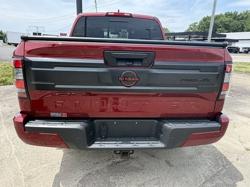 Used 2025 Nissan Frontier PRO-4X w/ Pro Convenience Package AWD/4WD image 3