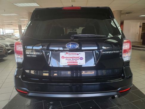 Used 2018 Subaru Forester 2.5i Premium image 6