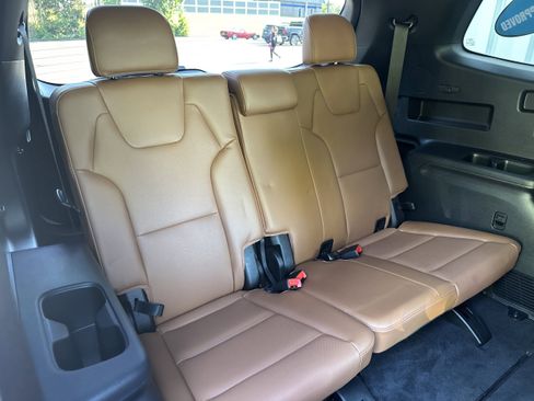 Used 2024 Kia Telluride EX X-Line AWD/4WD image 16