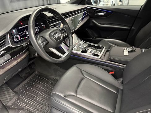 Used 2021 Audi Q8 Premium Plus w/ Premium Plus Package AWD/4WD image 13
