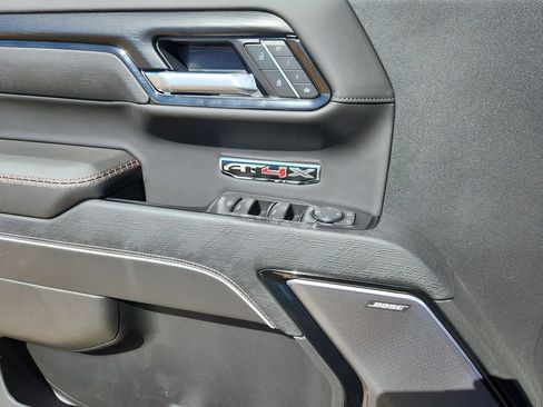 New 2026 GMC Sierra 1500 AT4X w/ LPO, Black Badging Package AWD/4WD image 7