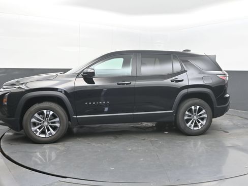 Certified 2026 Chevrolet Equinox LT FWD image 5