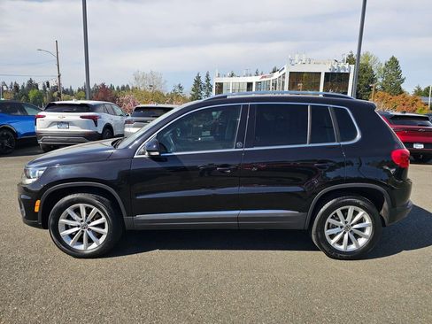 Used 2017 Volkswagen Tiguan Wolfsburg Edition AWD/4WD image 8