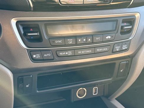 Used 2021 Honda Pilot EX-L image 33