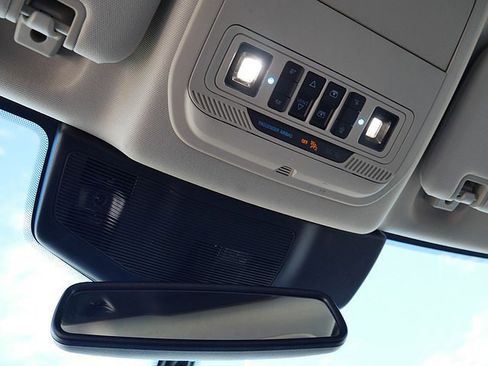 Used 2021 Ford Explorer Platinum w/ Equipment Group 601A image 50