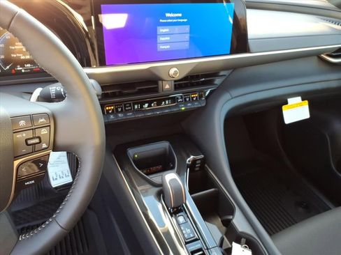 New 2026 Toyota Crown XLE image 17