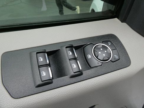 Used 2019 Ford F150 XLT w/ Equipment Group 301A Mid image 22