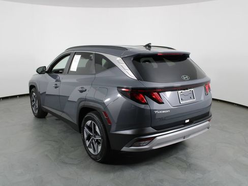 Used 2026 Hyundai Tucson SEL FWD image 16