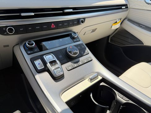 Used 2024 Hyundai Palisade Calligraphy AWD/4WD image 13