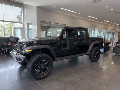 New 2026 Jeep Gladiator Sport AWD/4WD image 7