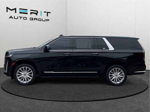 Used 2023 Cadillac Escalade ESV Premium Luxury RWD image 5