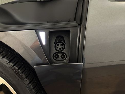 Used 2022 Lucid Air Grand Touring image 69