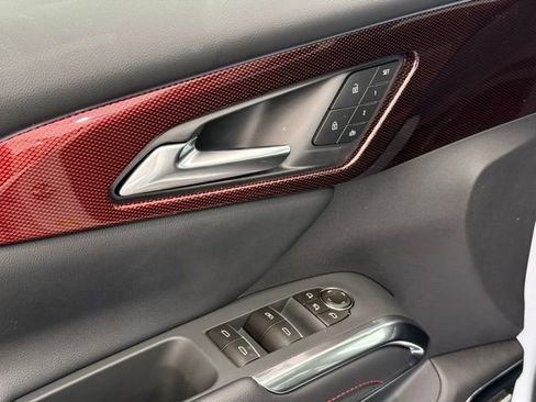 New 2026 Chevrolet Traverse RS AWD/4WD image 17