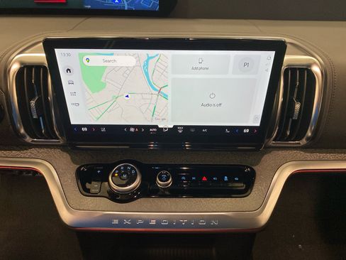 New 2025 Ford Expedition Tremor image 26