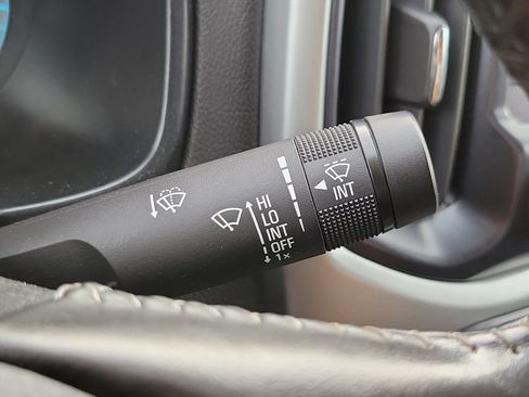 Used 2018 Chevrolet Colorado ZR2 image 16