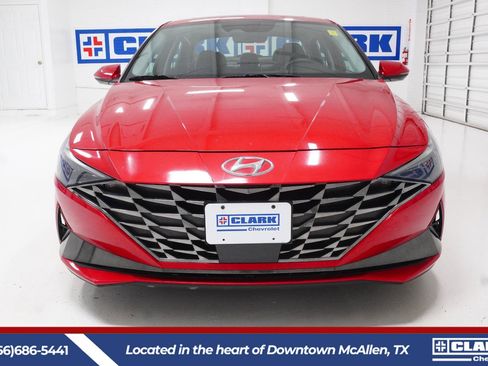 Used 2023 Hyundai Elantra Limited FWD image 2