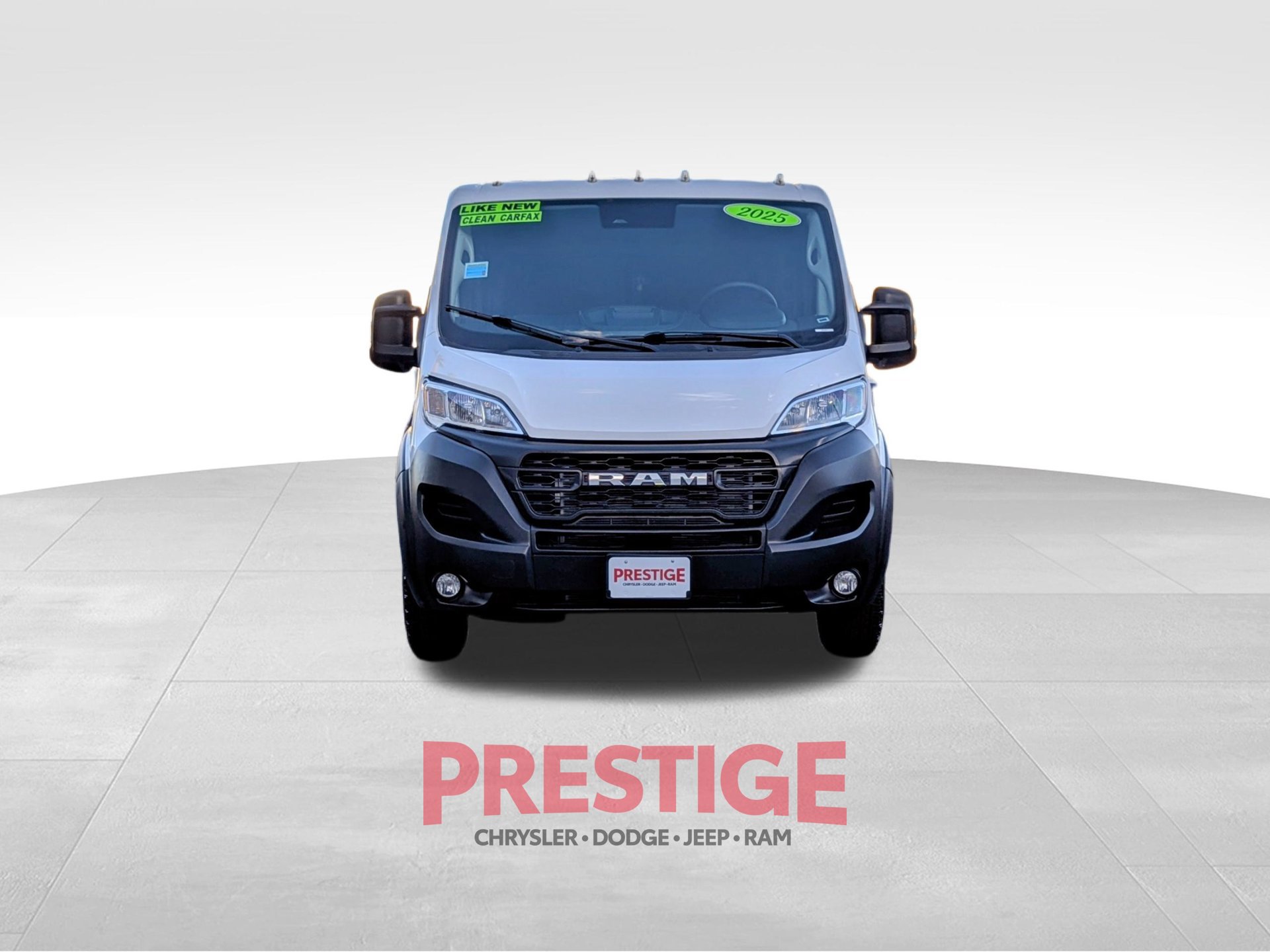 Used 2025 RAM ProMaster 2500 w/ Convenience Group FWD image 3