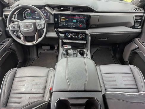 Used 2024 GMC Sierra 1500 AT4X AWD/4WD image 18