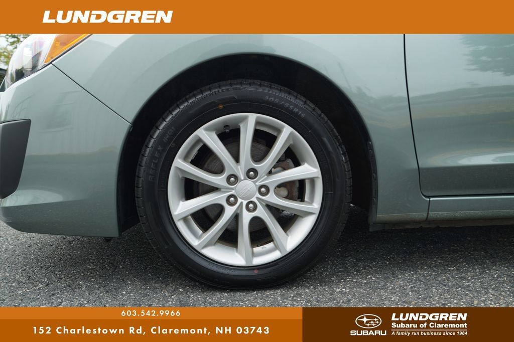 Used 2014 Subaru Impreza 2.0i Premium w/ All-Weather Package w/CVT AWD/4WD image 35