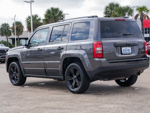 Used 2015 Jeep Patriot Sport image 4