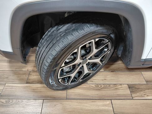 Certified 2025 Jeep Compass Limited AWD/4WD image 26