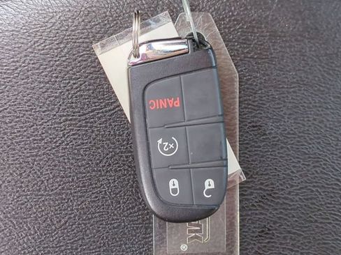 Used 2024 Jeep Compass Limited AWD/4WD image 33