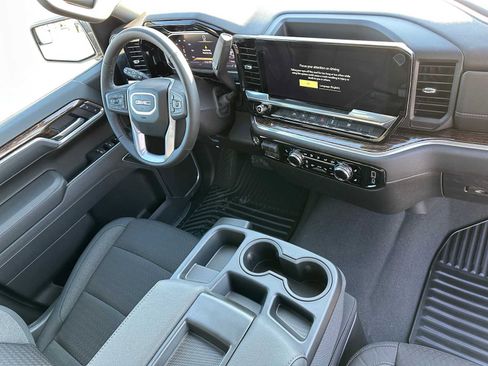 New 2026 GMC Sierra 1500 Elevation image 11