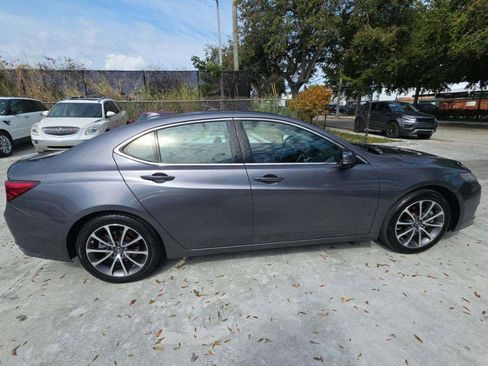 Used 2017 Acura TLX V6 w/ Technology Package image 3
