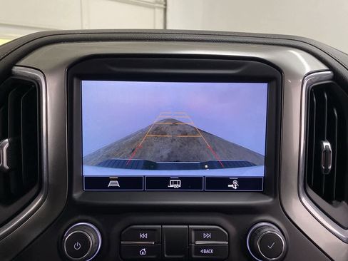 Used 2021 Chevrolet Silverado 2500 LTZ w/ LTZ Convenience Package image 25