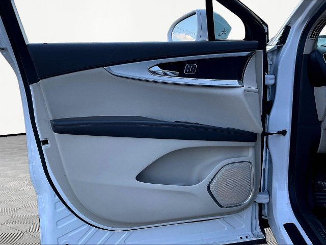 Used 2019 Lincoln Nautilus FWD image 21