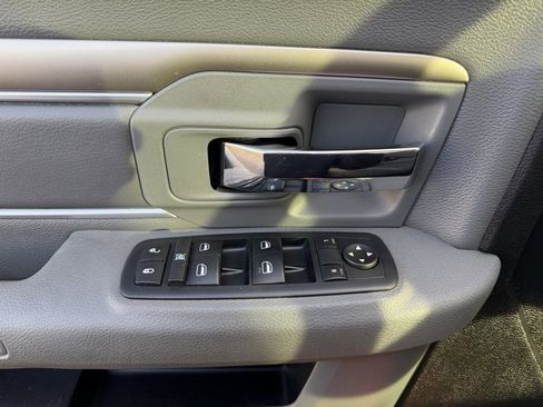 Used 2016 RAM 2500 Big Horn image 34