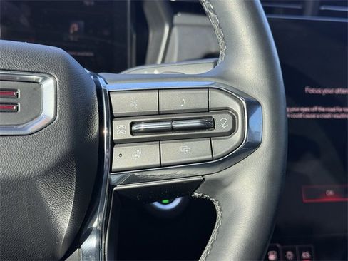 Used 2025 GMC Terrain Elevation image 24