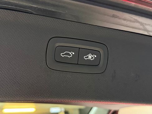 Used 2017 Volvo XC90 T6 Inscription w/ Vision Package image 46