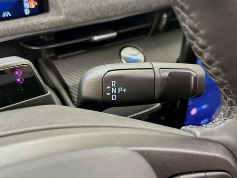 Used 2025 Ford Mustang Mach-E Premium image 25