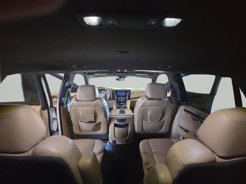 Used 2020 Cadillac Escalade Platinum AWD/4WD image 51