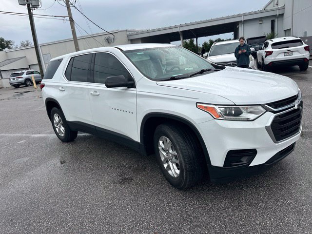 Used 2021 Chevrolet Traverse LS FWD image 9