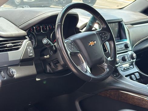 Used 2020 Chevrolet Tahoe LT RWD image 13