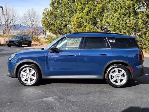 Used 2025 MINI Cooper Countryman S image 2