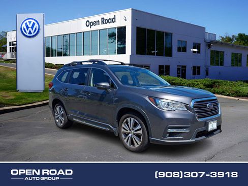 Used 2022 Subaru Ascent Limited w/ Technology Package AWD/4WD image 1