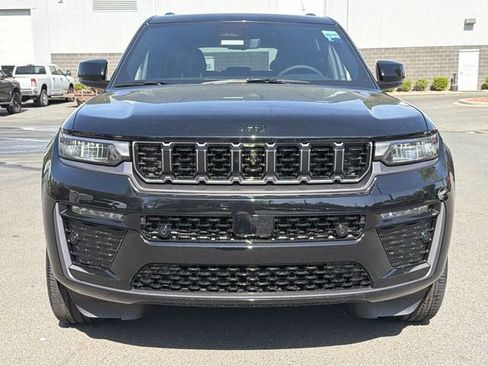 New 2026 Jeep Grand Cherokee Limited Reserve image 13